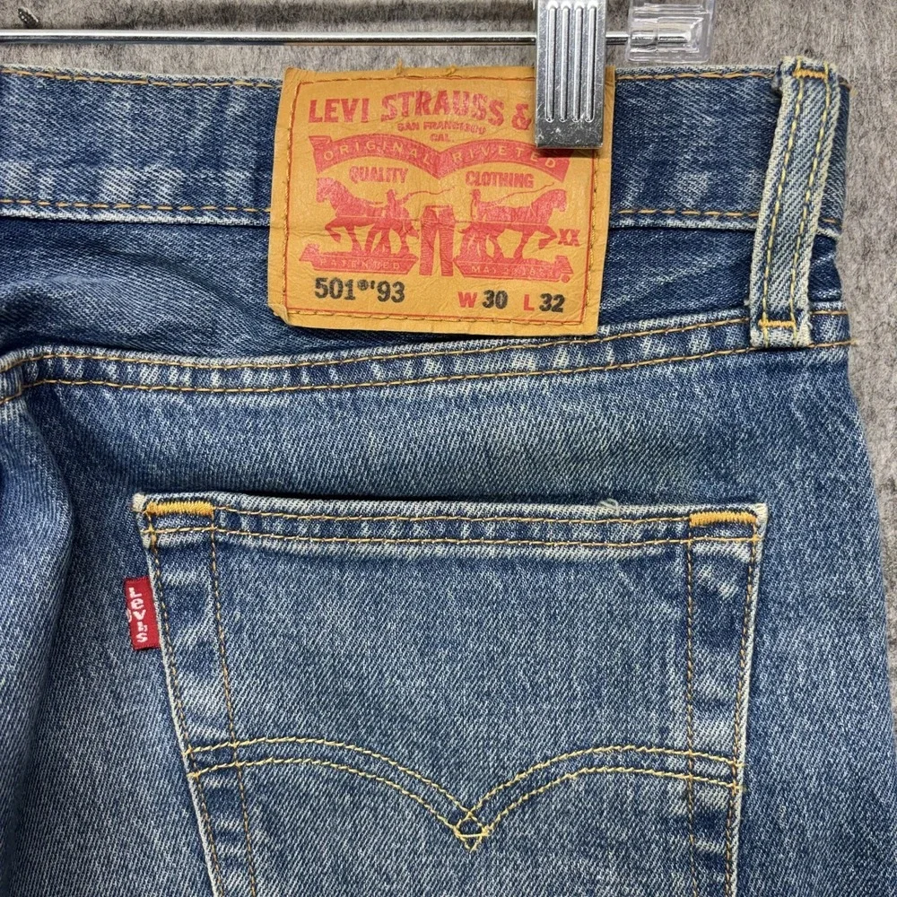 Levi's Premium 501 '93 Jeans Men's 30 x 32 Blue Distressed Button Fly Straight